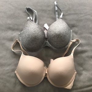 2 Pink Victoria’s Secret Lightly Lined/Wired Bra